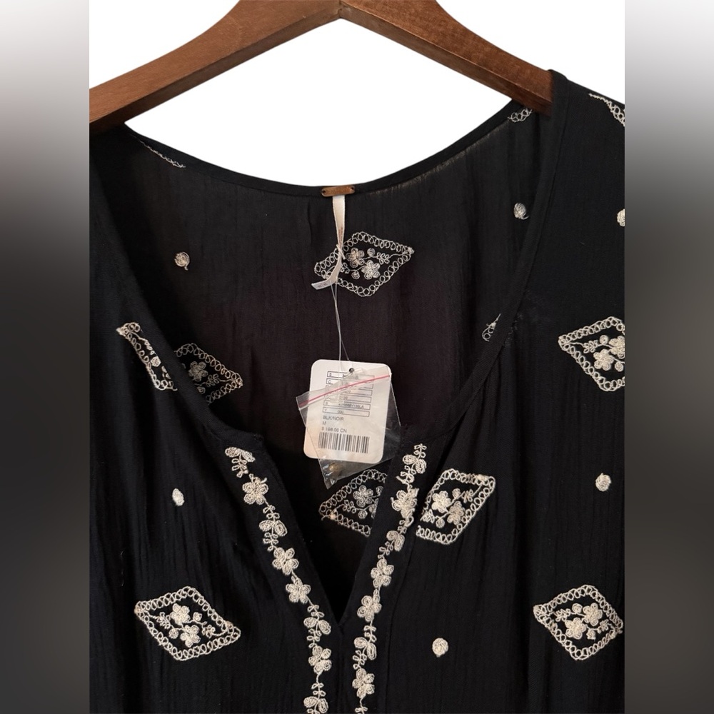 SOLD - BNWT | Free People | Lily of the Valley Maxi Dress | Black/White | Size M - Picture 4 of 10